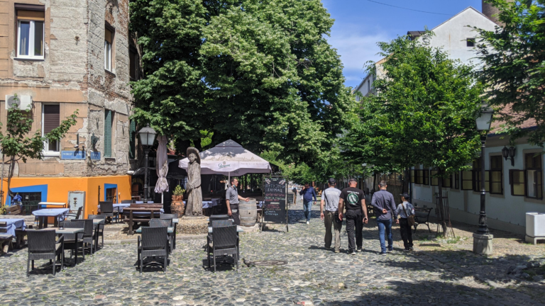 Belgrade: Alternative Walking Tour